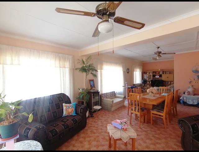 3 BEDROOM FREESTANDING SOLD IN STILFONTEIN EXT 3